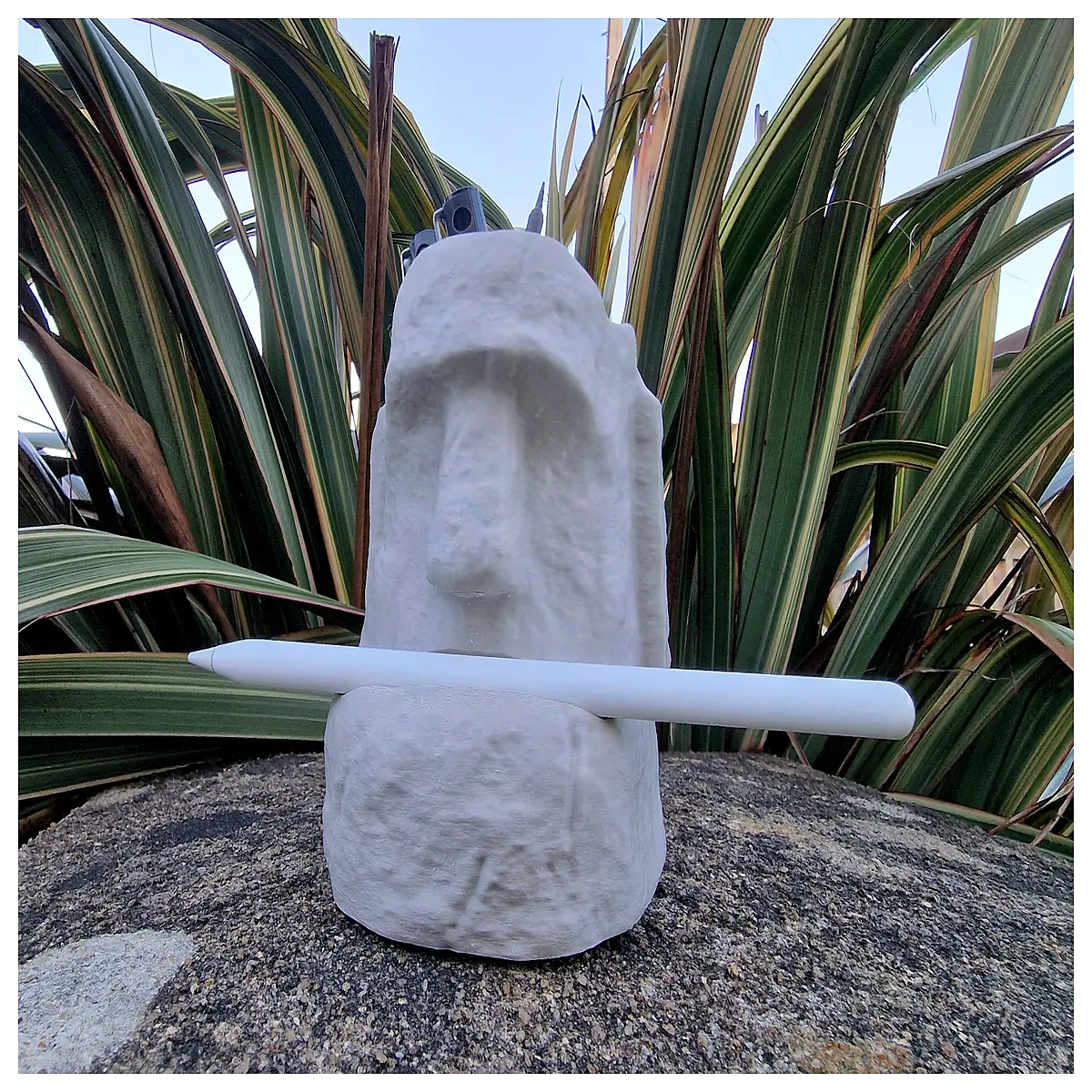 moai pencil holder desk organizer statue aesthetic study room decor students