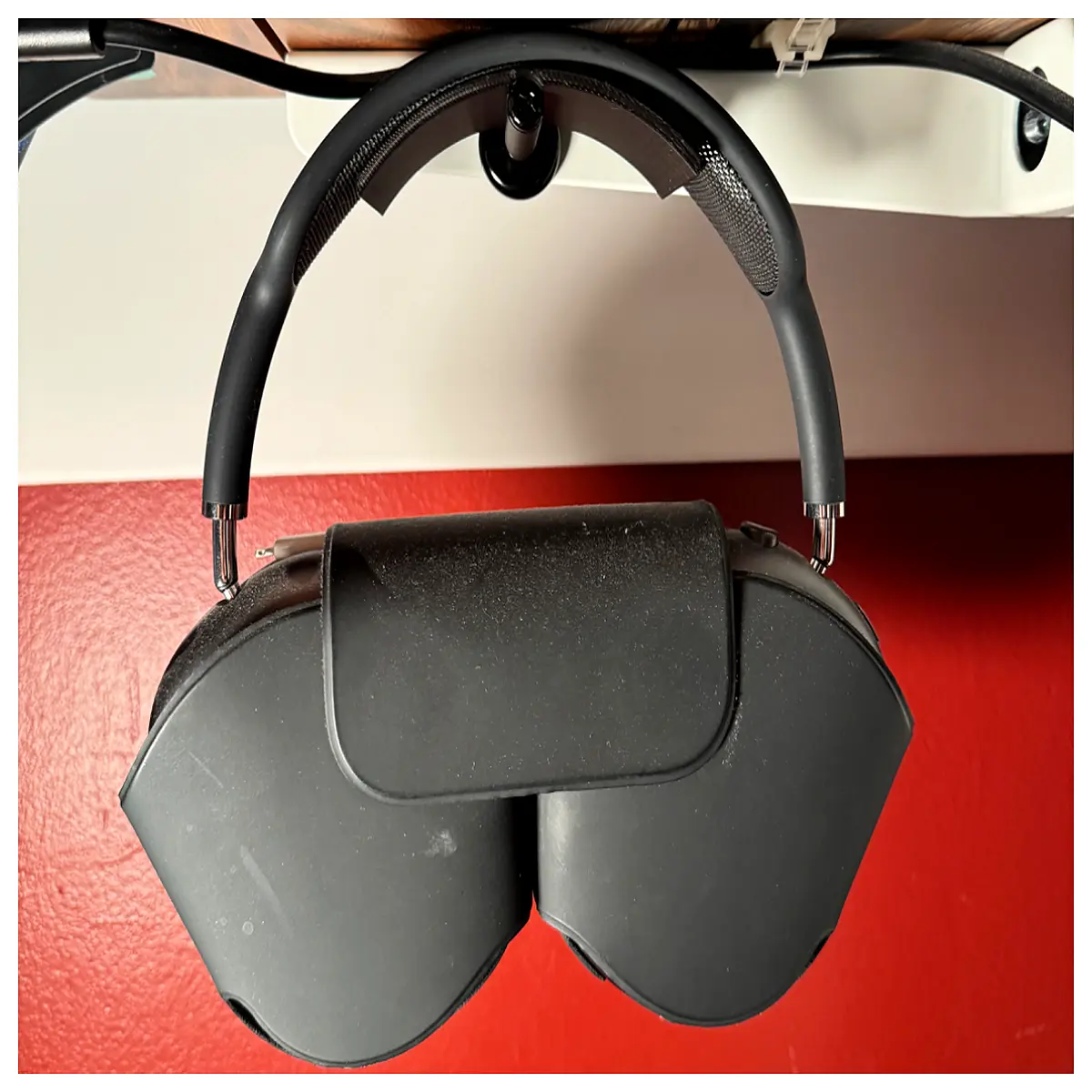 magnetic headphone desk organizer wireless earbuds holder for pro noise cancelling headphones desktop accessories