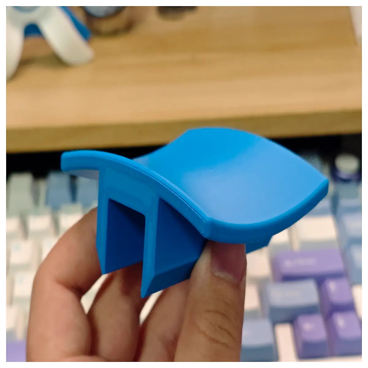 designer headphone saddle desk organizer audio accessory