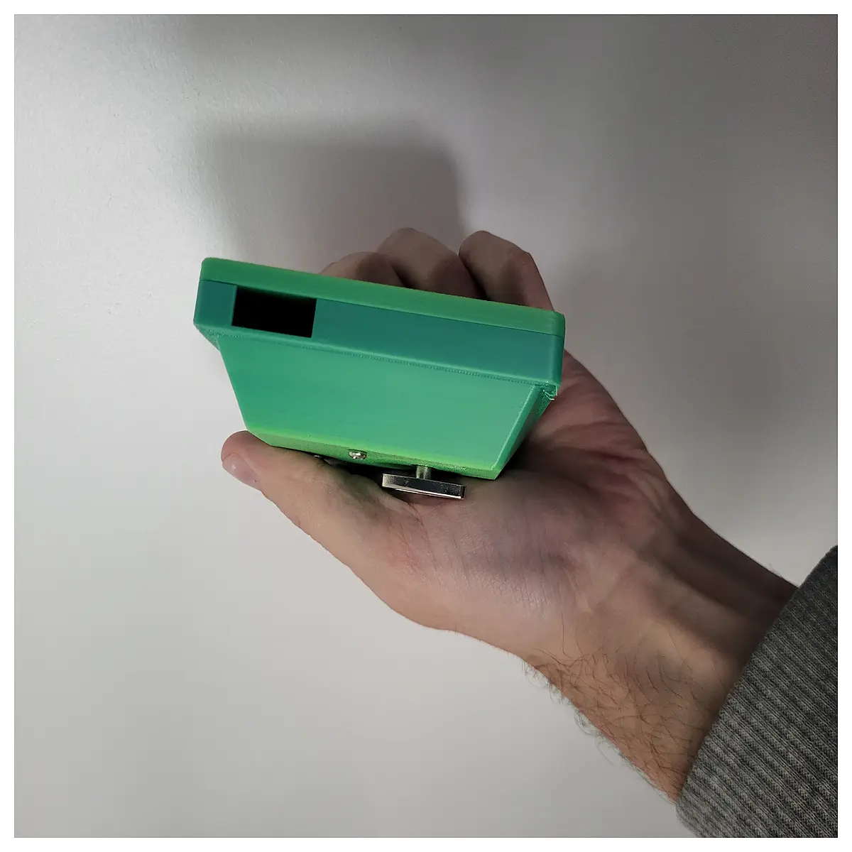 portable phone amplifier speaker box bluetooth music player with mic outdoor loudspeaker for karaoke events