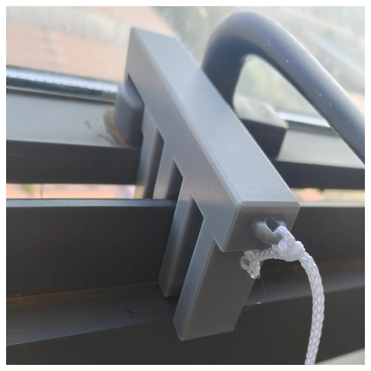 window stay open support adjustable window prop holder safety lock for kitchen bathroom sliding sash window stopper