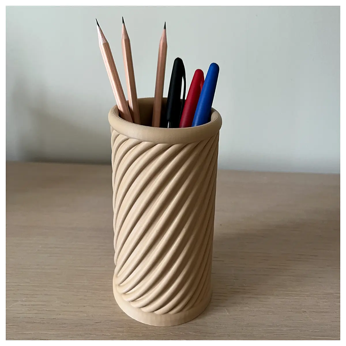 spiral pencil holder desk organizer cute stationery storage container for office supplies school art supplies