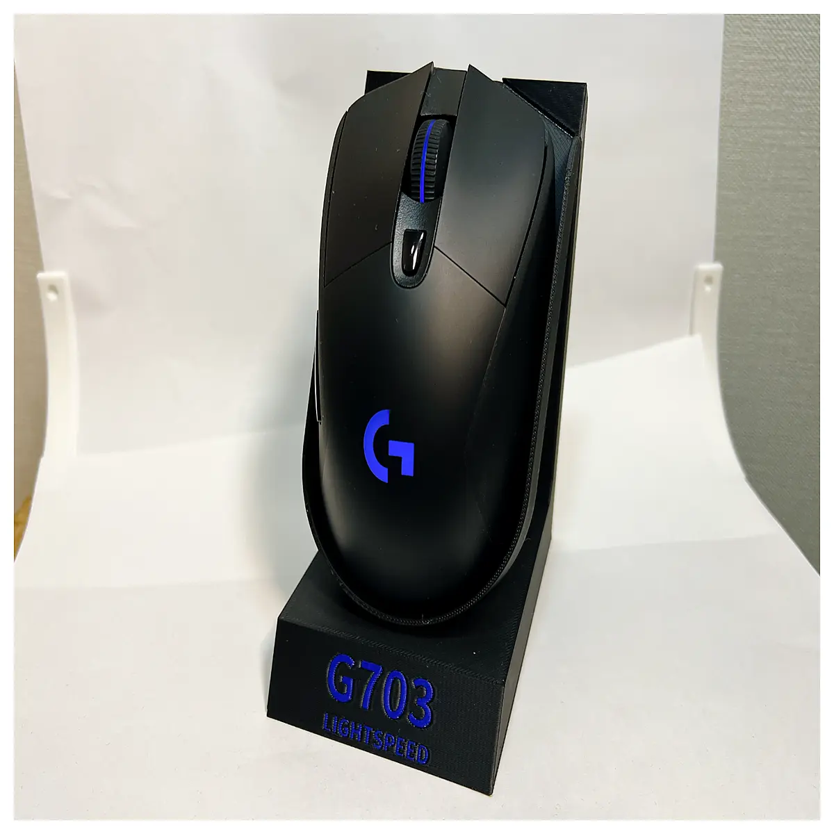 g703 riser desk mount accessory ergonomic wrist rest pad organizer for gaming setup