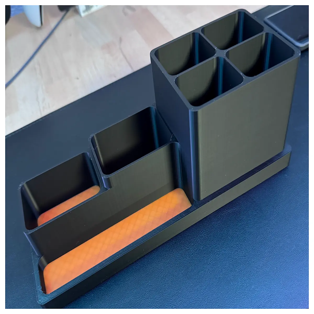 desk organizer caddy storage box for office supplies pens pencils makeup accessories desktop tidy holder
