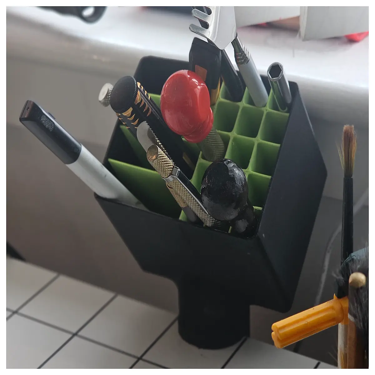 desktop pen holder organizer cute desk accessories storage for office supplies plastic metal mesh cup holder