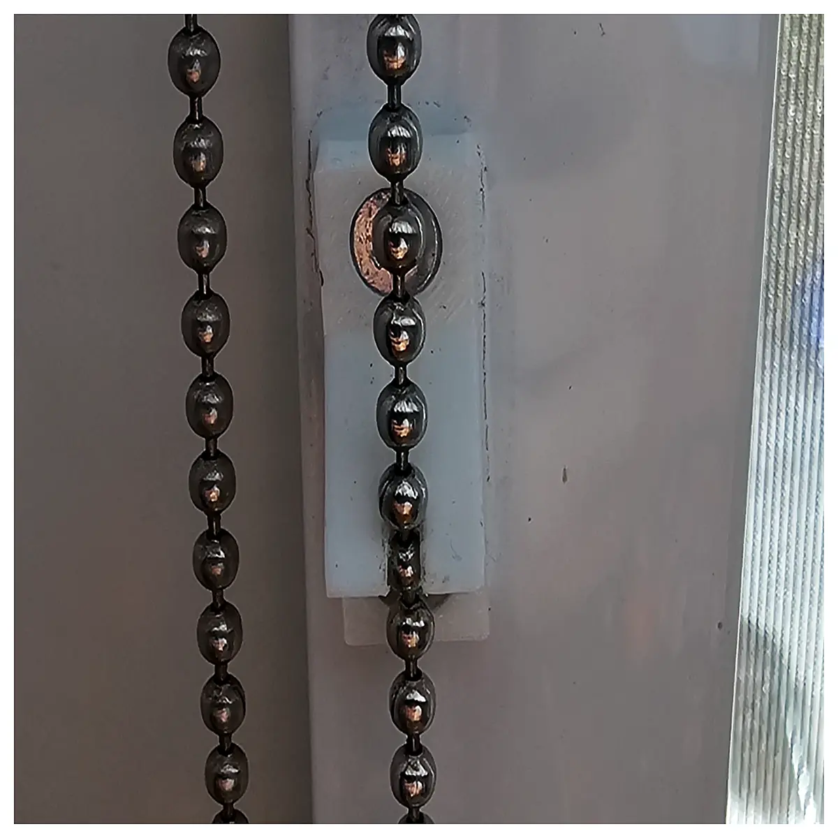 roller blind chain holder anti slip wall mount organizer for home office cable management