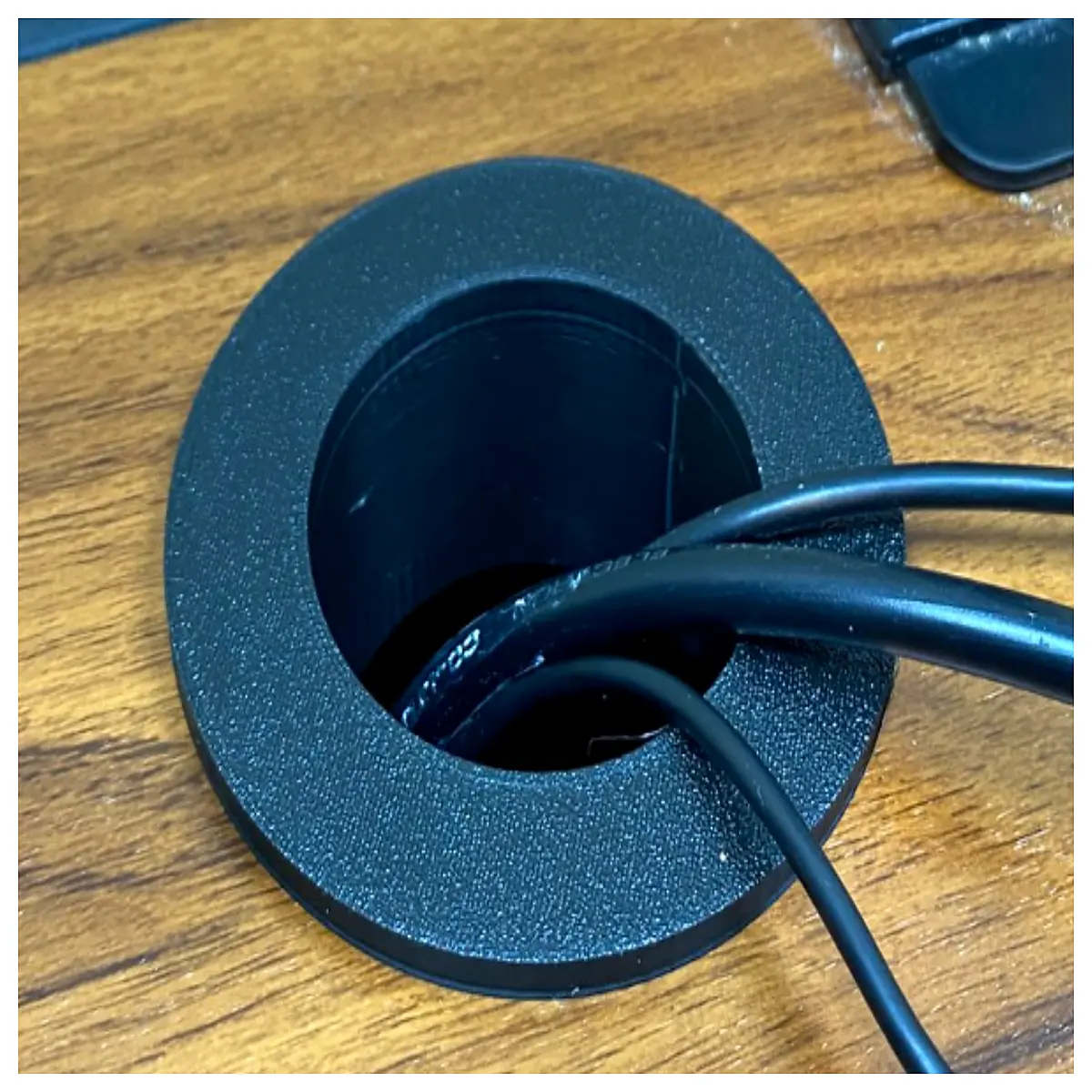 60mm 70mm desk cable grommet hole cover round cord protector wire pass through table mount rubber seal