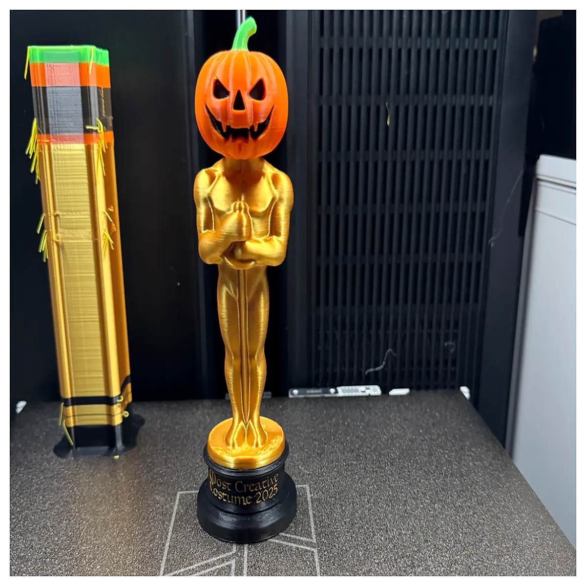 halloween trophy statue spooky skeleton award plastic resin decoration party favor