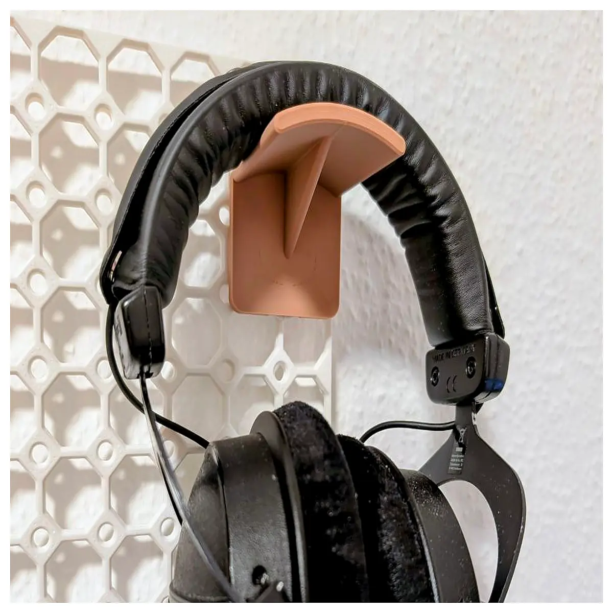 pegboard headphone holder wall mount organizer rack for studio gaming desk storage