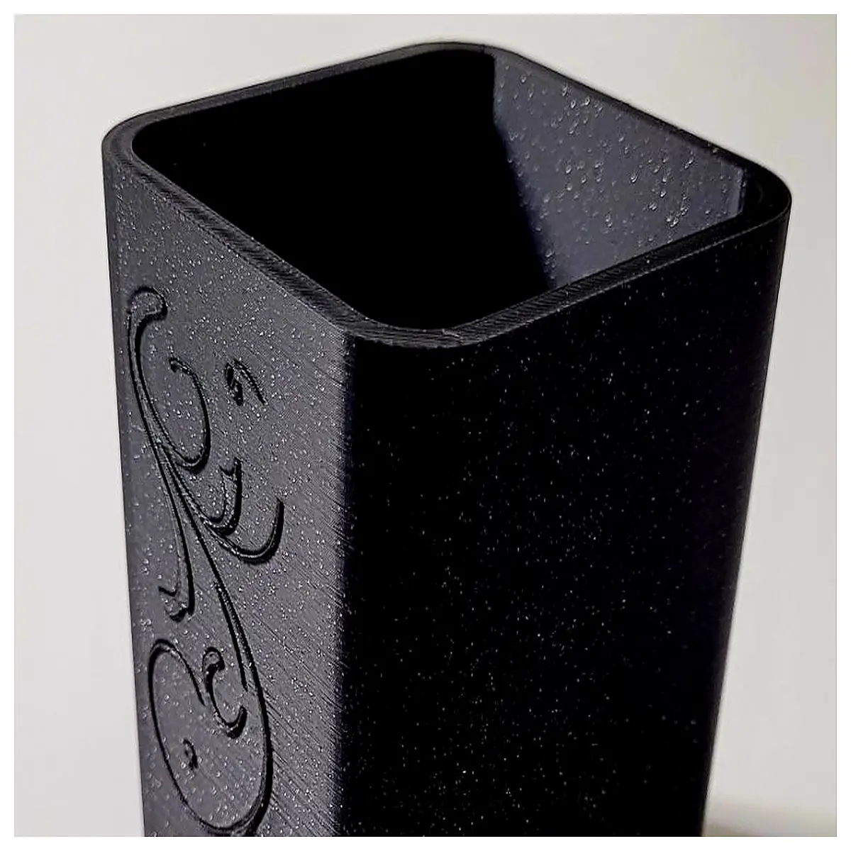 vortex pattern pen holder desk organizer modern swirl design stationery cup office supplies writing utensil storage