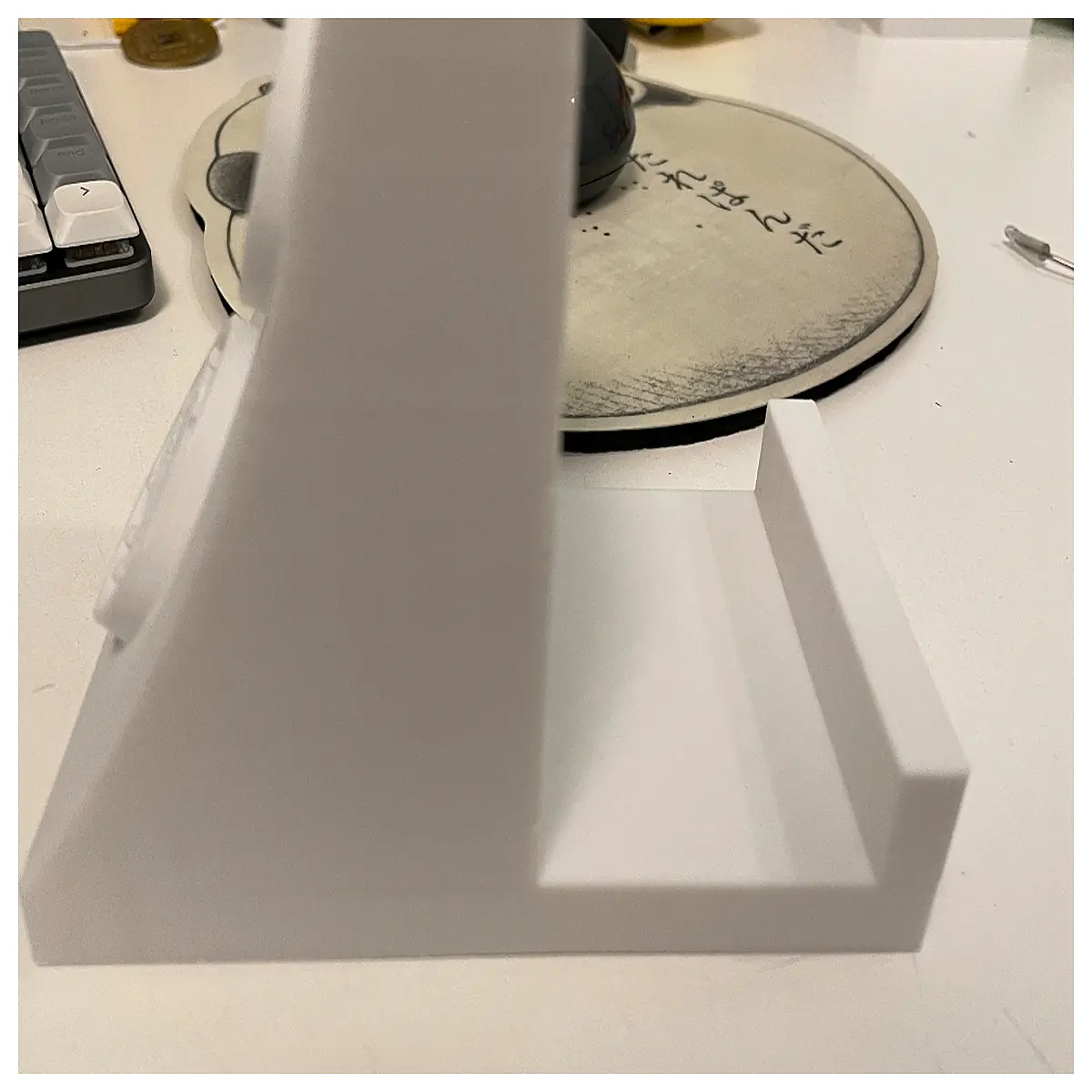 unaa wnl curved wall mount phone holder for bathroom kitchen car hands viewing adjustable angle adhesive sticky pad universal smartphone