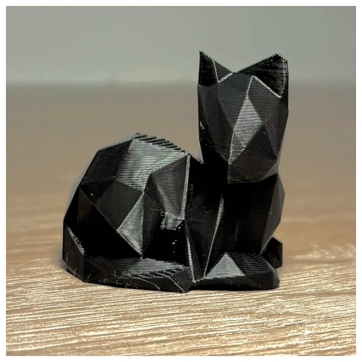 low poly cat statue decor modern geometric animal figurine minimalist home office desk ornament print resin