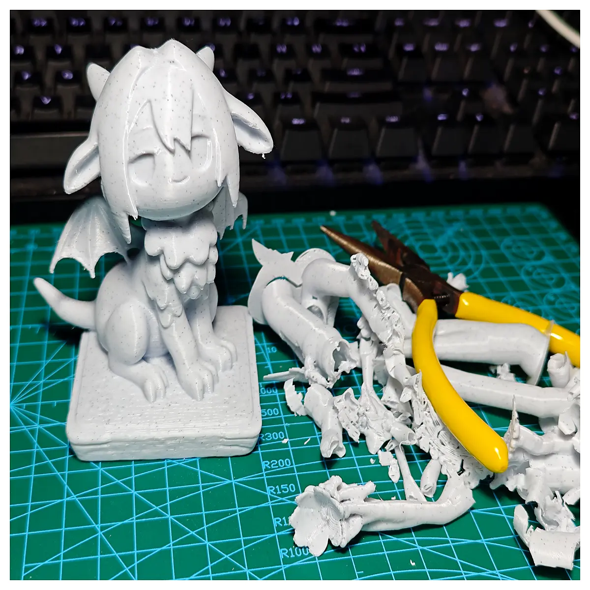 arknights min06 statue figurine collectible game art piece mystery pose