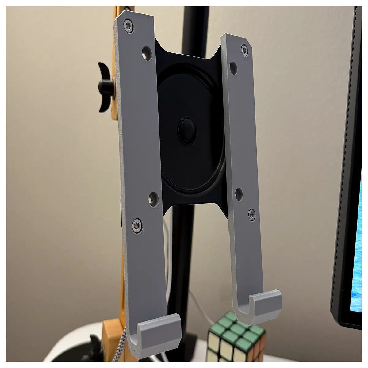 duty tablet vesa mount 75x75 100x100mm wall ceiling articulating arm for pro universal holder
