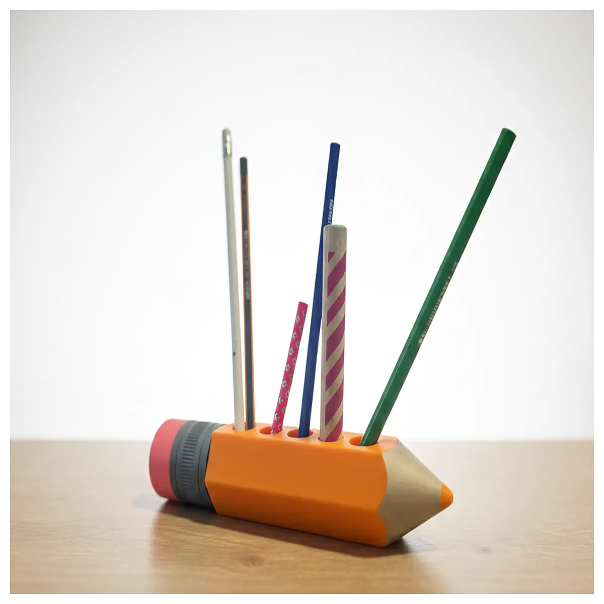 pencil holder shaped like a pencil desk organizer stationery storage cute cartoon pencil cup for school office supplies