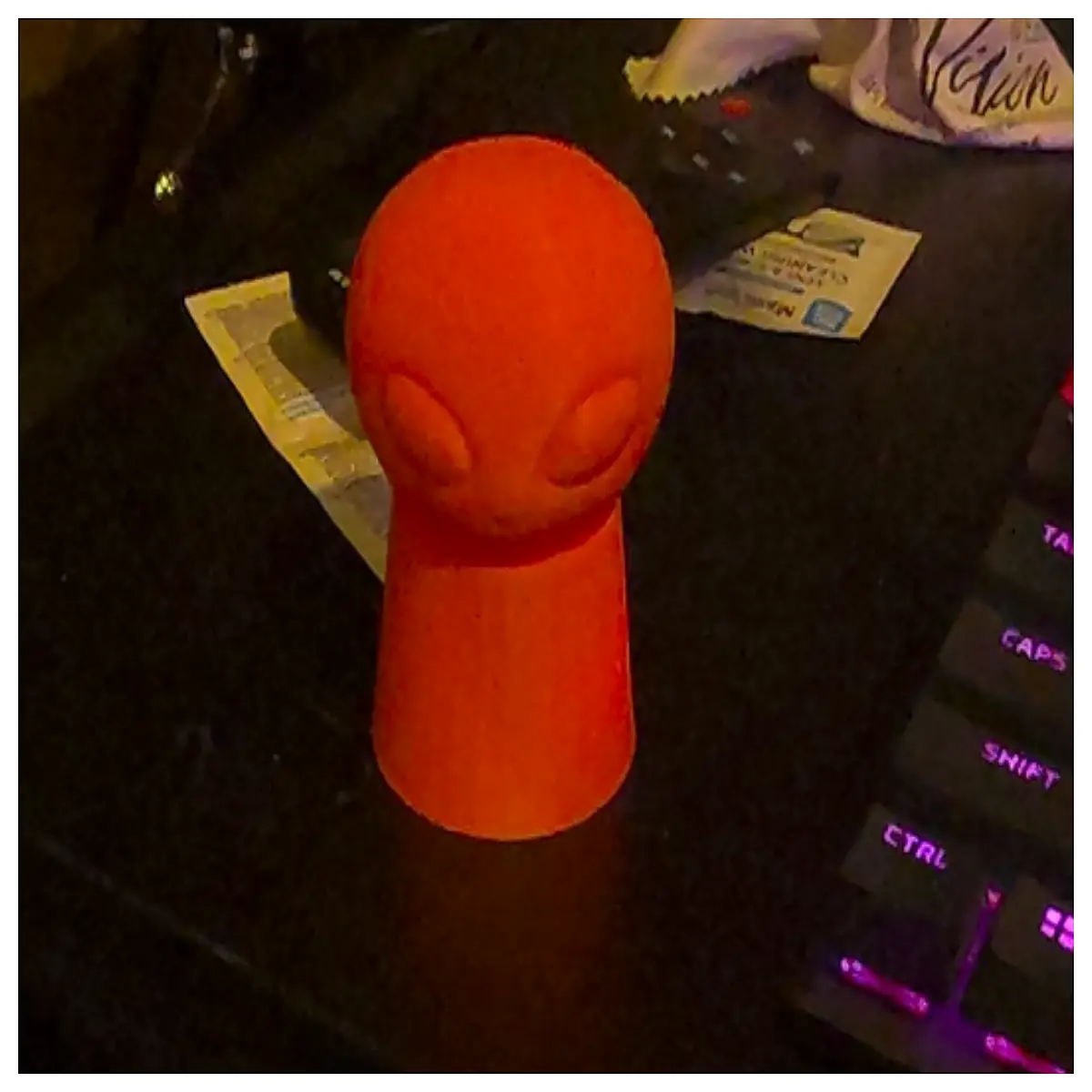 alien desk paperweight metal sci fi statue office decor gamers