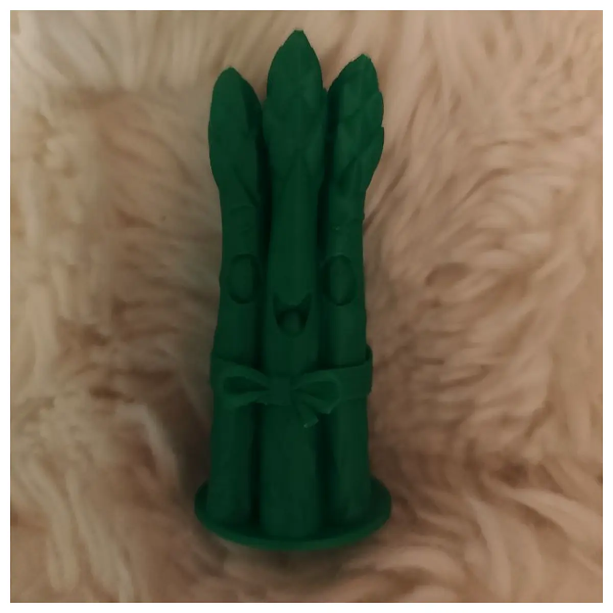 fresh green asparagus spears organic vegetable farm direct delivery low carb keto friendly side dish spring harvest