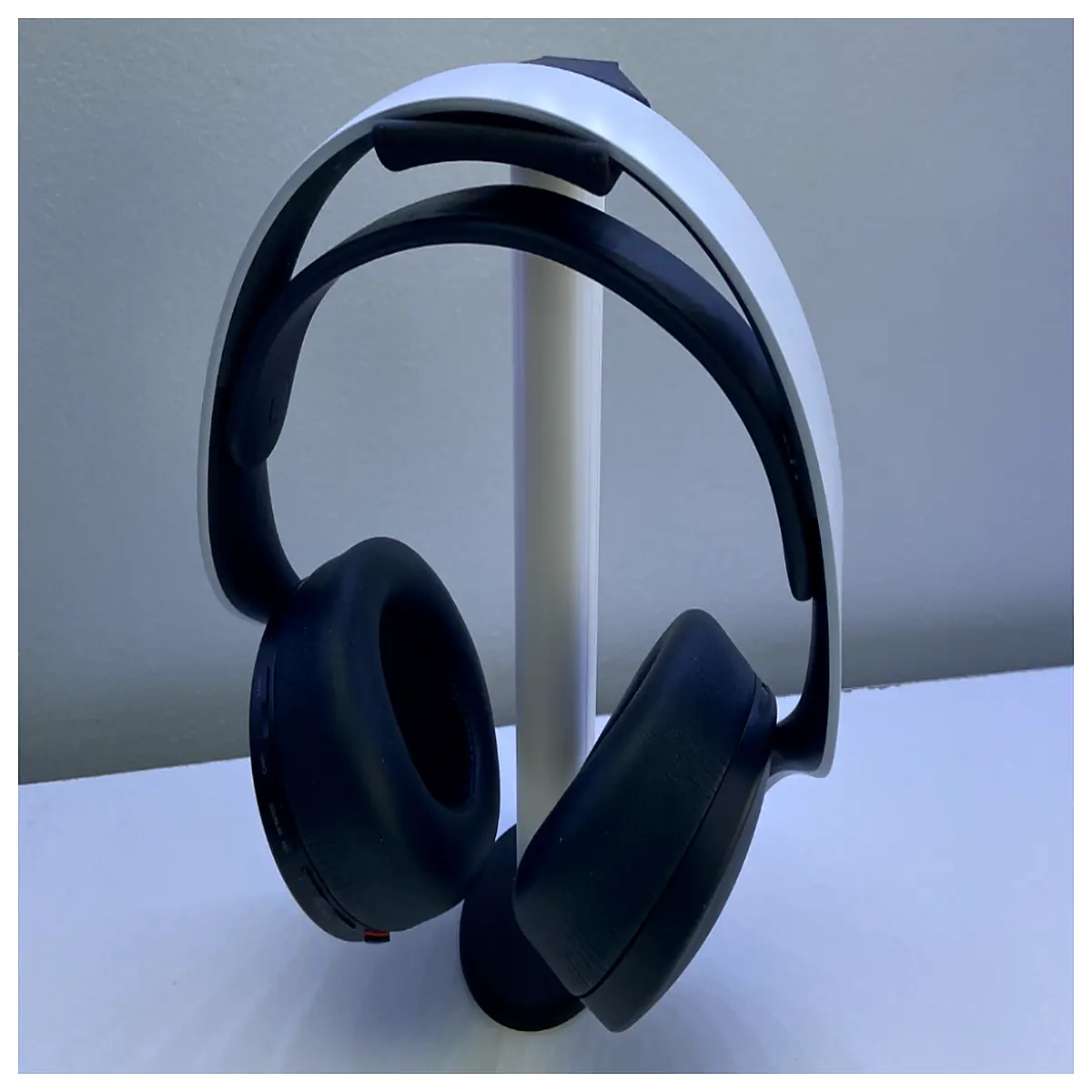 ps5 controller holder dock organizer gaming headset rack desk accessory