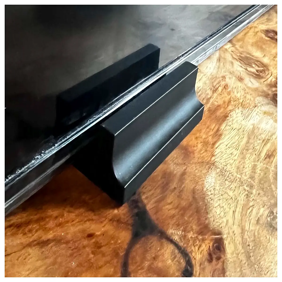 universal wall mount tv bracket no screws needed duty adjustable for 32 70 inch flat screen tvs easy install no drill