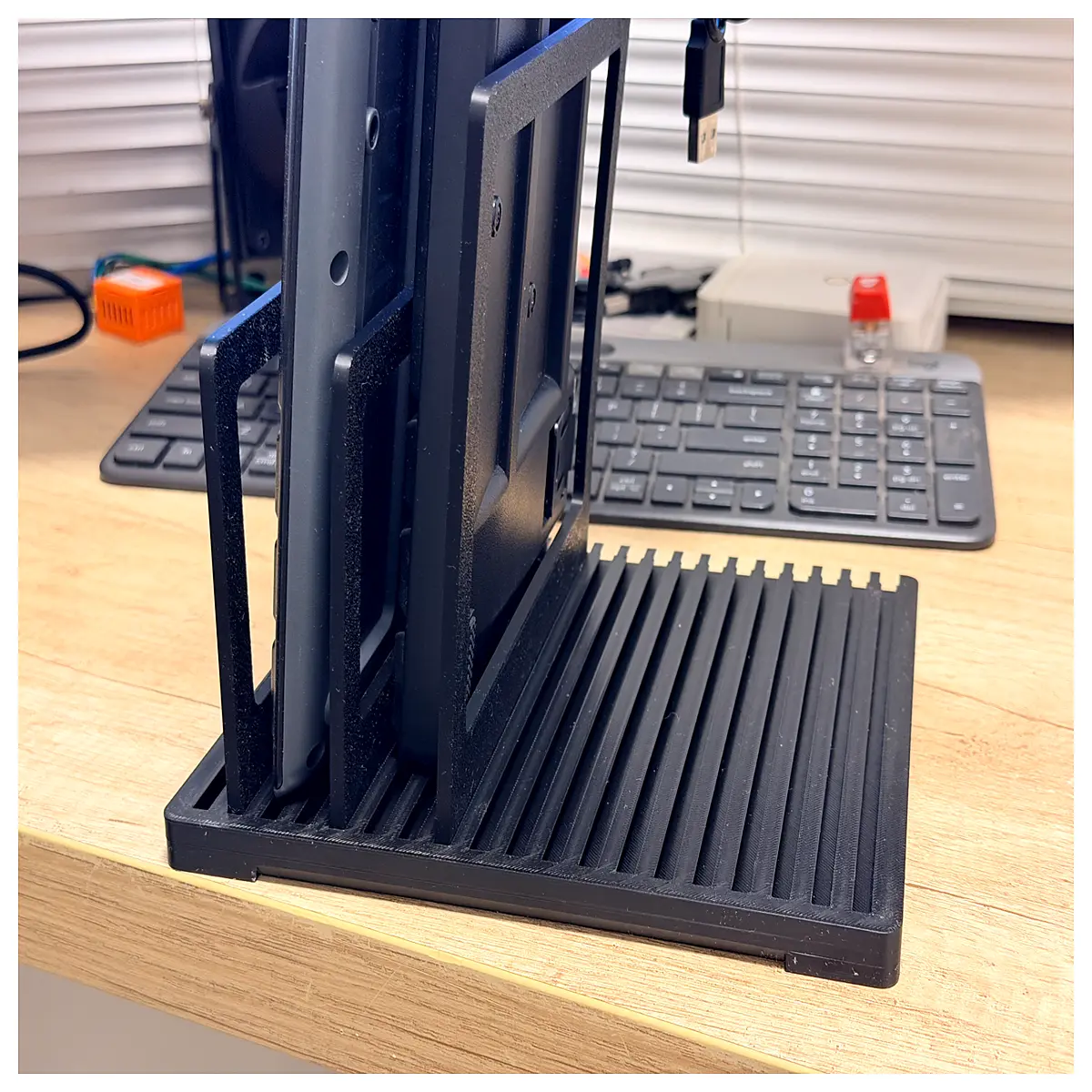 adjustable laptop for desk ergonomic aluminum riser holder for pro air pro tablet keyboard dock cooling base