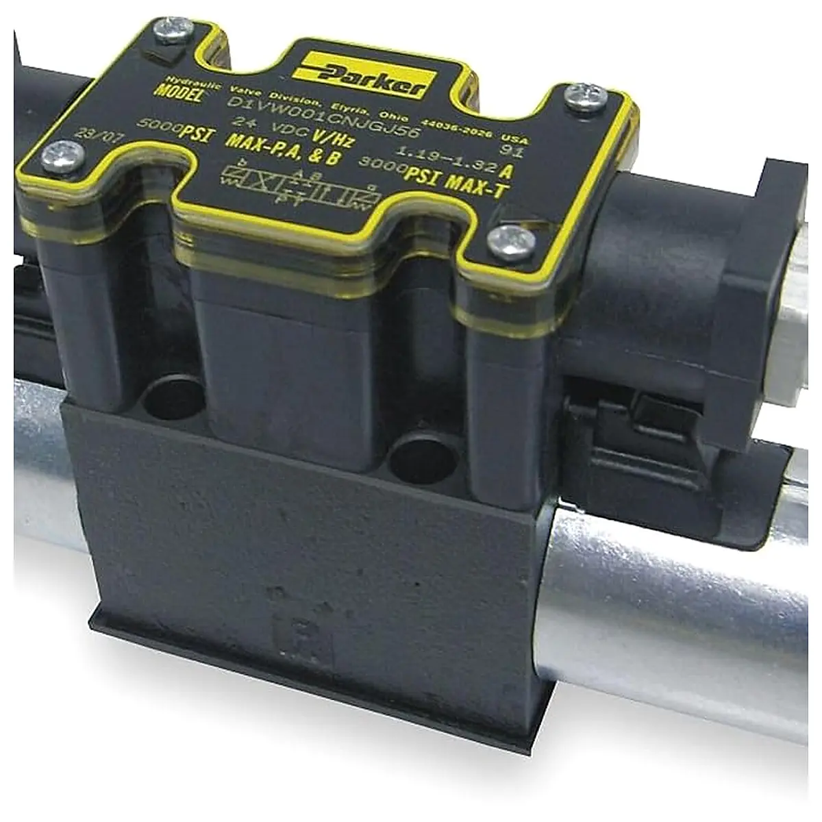 Parker Hannifin D1VW002CNYGF5 PARKER Hydraulic Directional Valve 12.5 gpm Max Flow Rate, D03 NFPA Size, Three